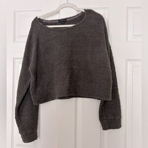 Beyond Yoga All the feels cropped raglan pullover in Charcoal size L